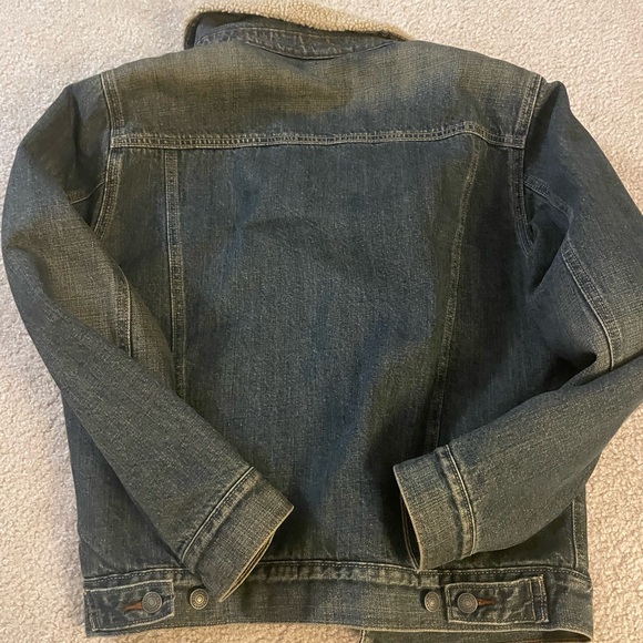 GAP Blue Denim Jacket with Cream Sherpa Lining - Picture 4 of 4